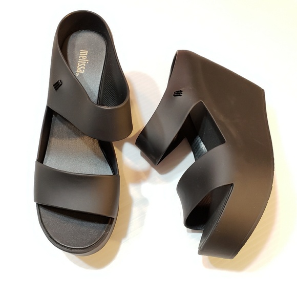 melissa creative wedge